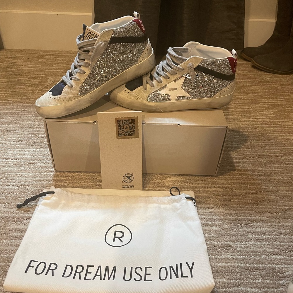 Golden Goose glitter mid star size 36